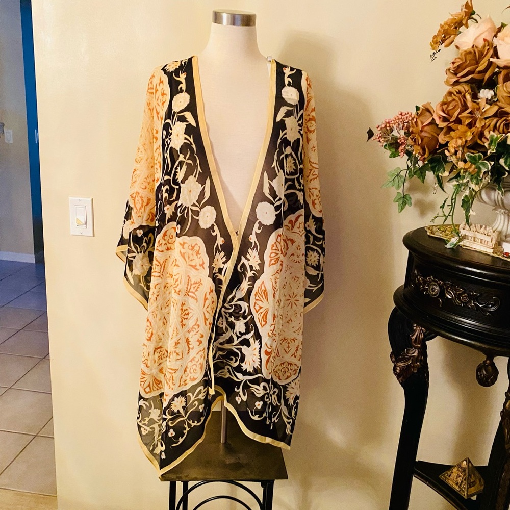 Bundle of 2 Long Scarf Shawl buttoned - Picture 9 of 11